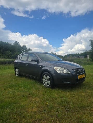 Kia (Pro) Cee d 1.6 Cvvt Sporty Wagon 2009 Grijs